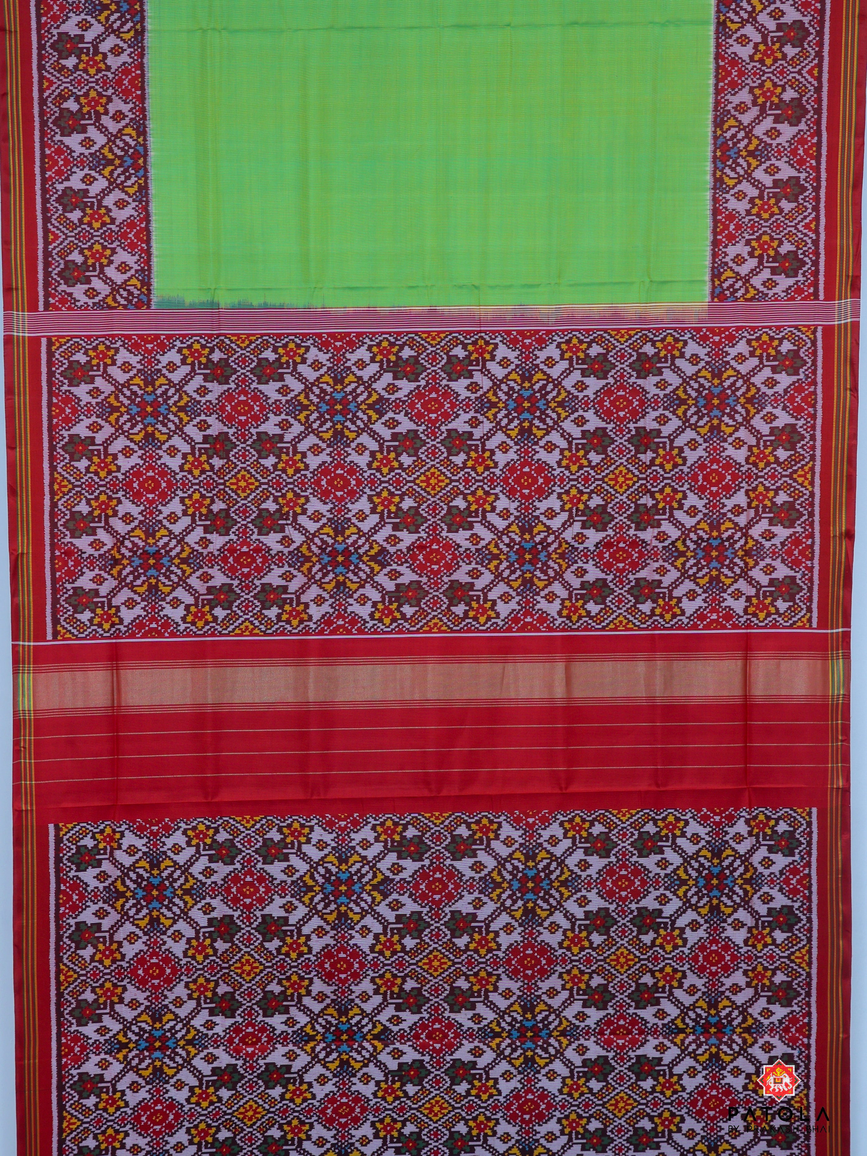 Plain Pista Green With Navratna Border Semi Double Ikat Patola Saree